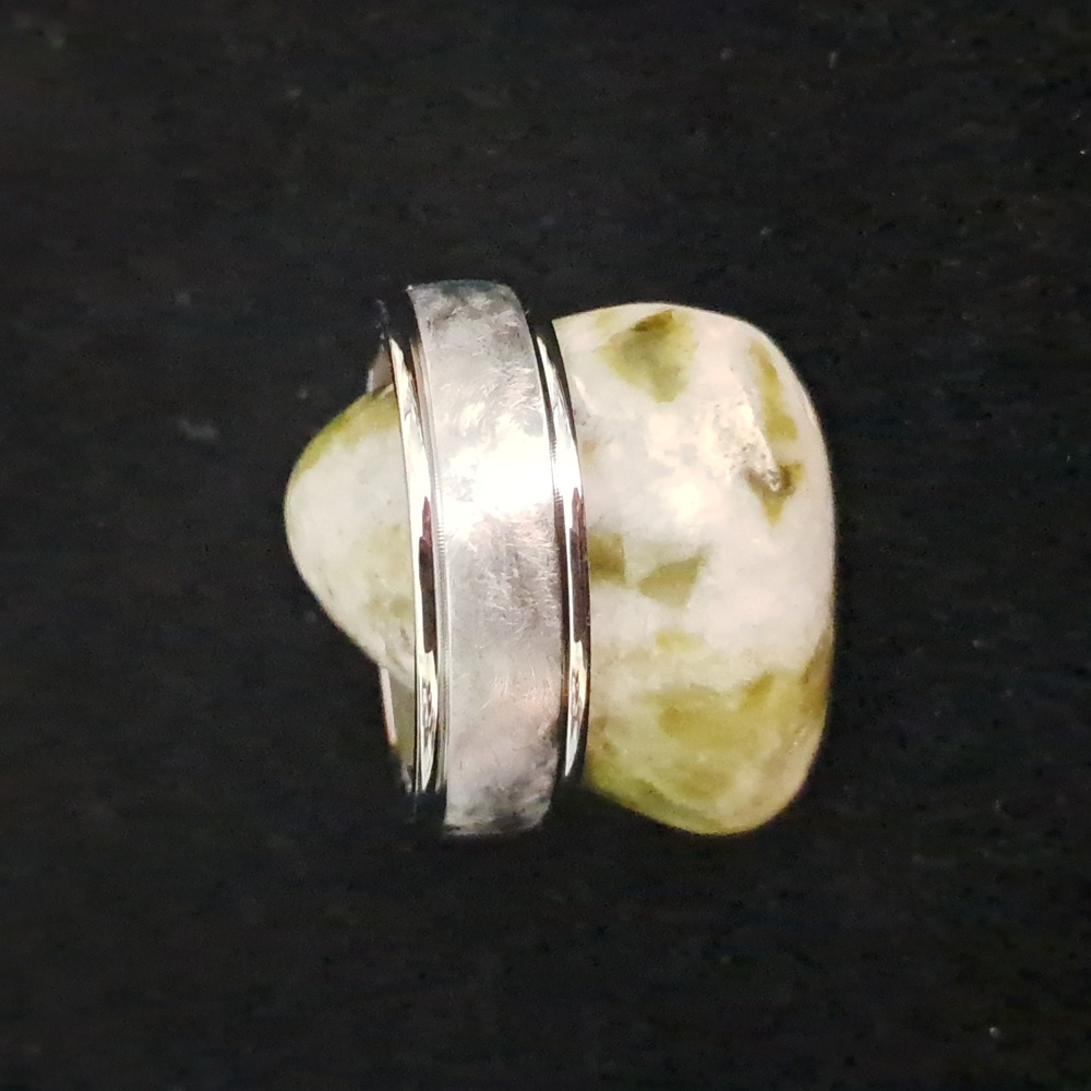 Wire Matte‎ Finished Groove Band Mens Ring. Sizes 9, 10 & 11.